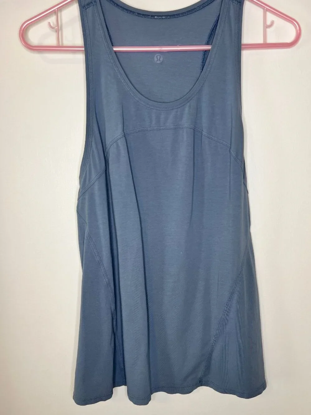 Lululemon Oasis Blue Racerback Tank Top Relaxed Fit Workout Yoga Size 6